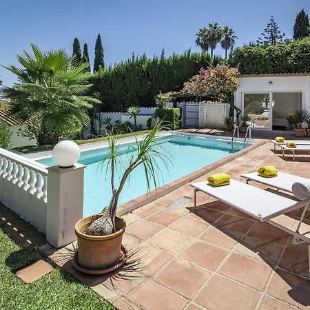 Villa Fj- Finca With Private Pool, Families Only Marbella